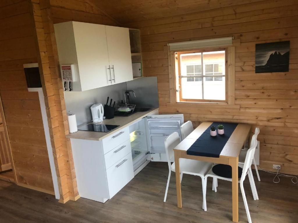 Appartement Mithsker 1 à Höfn Extérieur photo